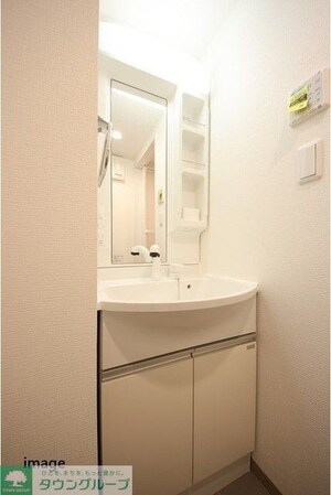 エルファーロ明大前IIIの物件内観写真